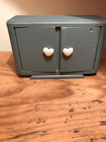 Petite armoire de poupée – Image 3