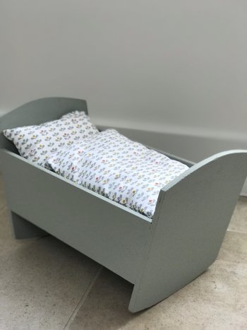 Petit lit de poupée – Image 2